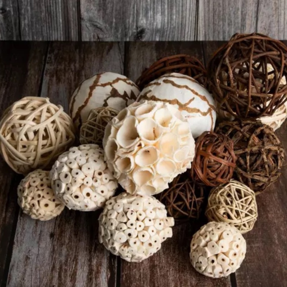 Brown & White Natural Decorative Spheres